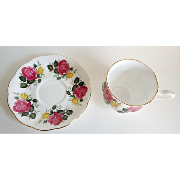 Vintage Royal Albert Teacup and Saucer Pink and Yellow Rose Vintage Tea Cup - Picture 2 of 5